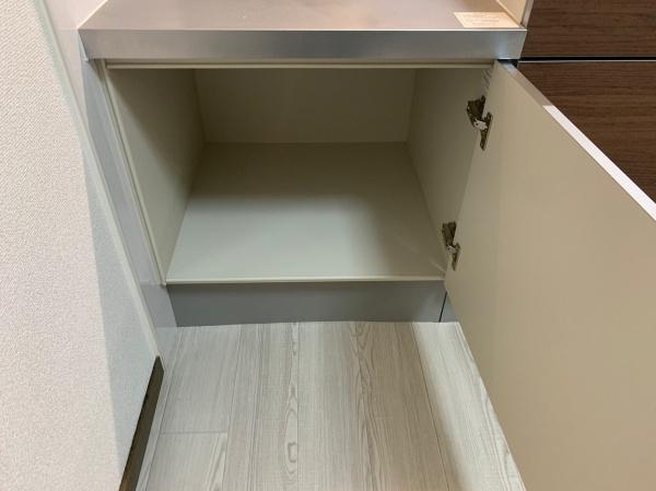 メゾンエイダイ