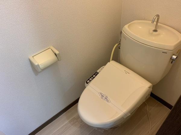 メゾンエイダイ