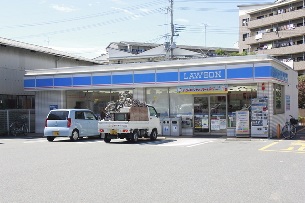 グリーンハイツ向日(ローソン向日市上植野店)
