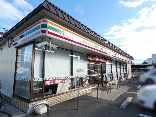 グランシャリオ京都南(セブンイレブン京都上久世店)