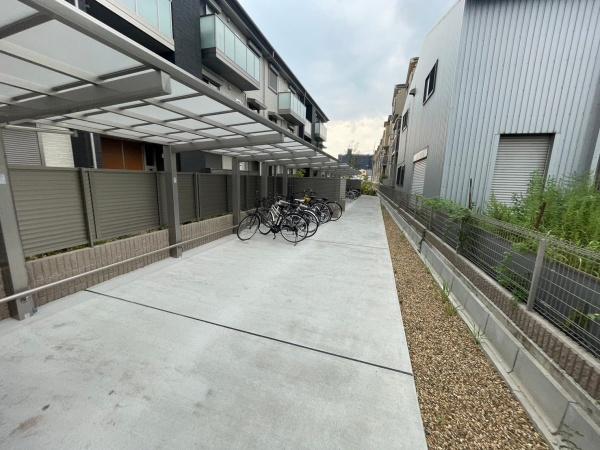 グランシャリオ京都南