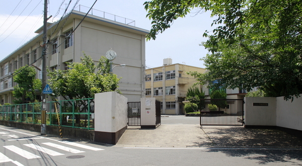 グランクレスタ　シェル(京都市立久世中学校)