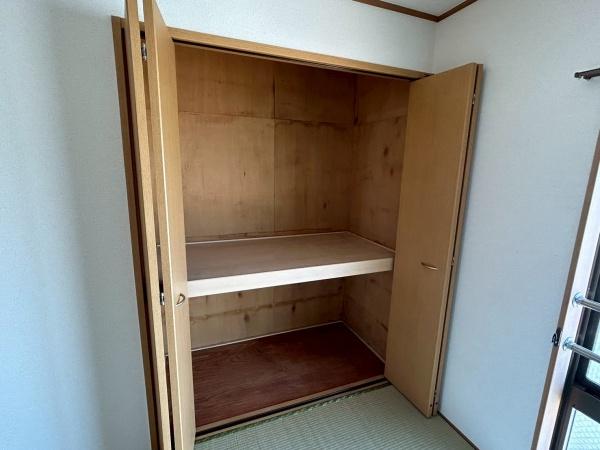 Fフラット