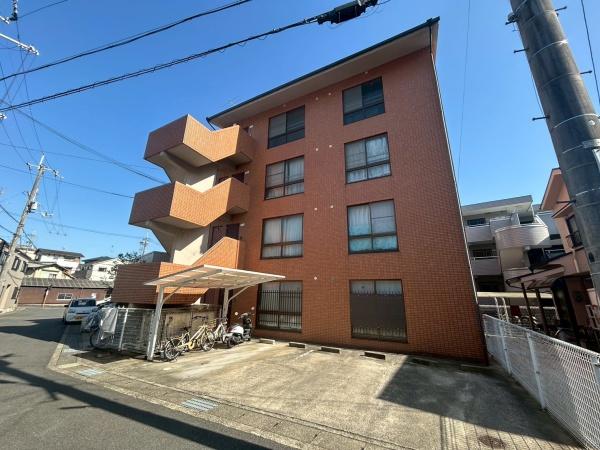 Fフラット
