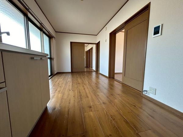 Fフラット
