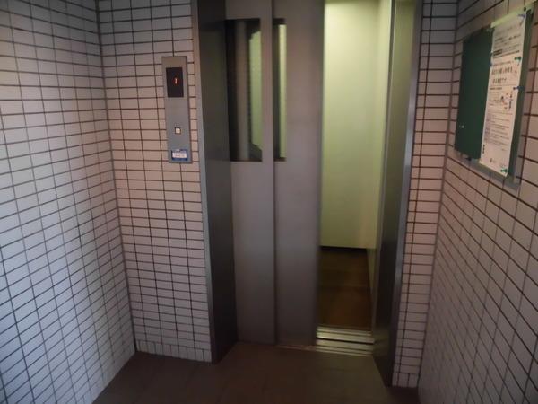 コスモプラザ