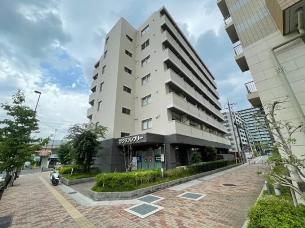 グランレブリー洛西口　1F店舗
