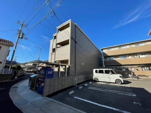 KRMRESIDENCENAGAOKATENJIN