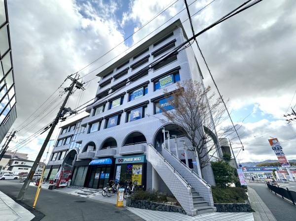 Ｋ＆Ｃプラザ
