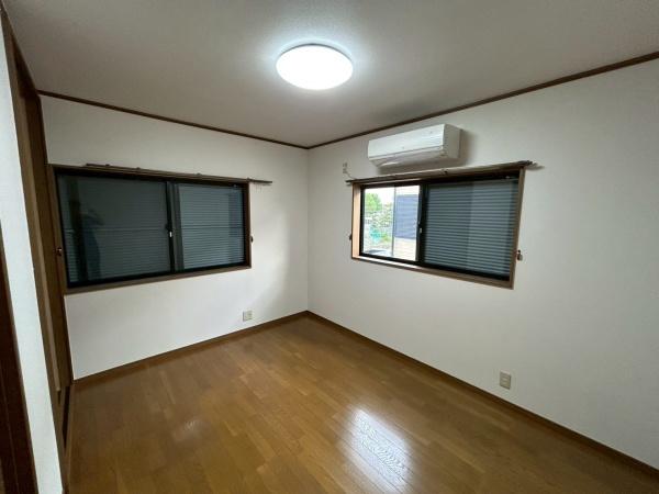 貸家 勝竜寺巡り原2-13(洋室)