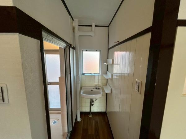 円明寺ヶ丘団地B棟204号