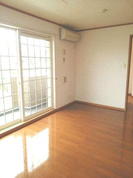 リヴィエールＴ