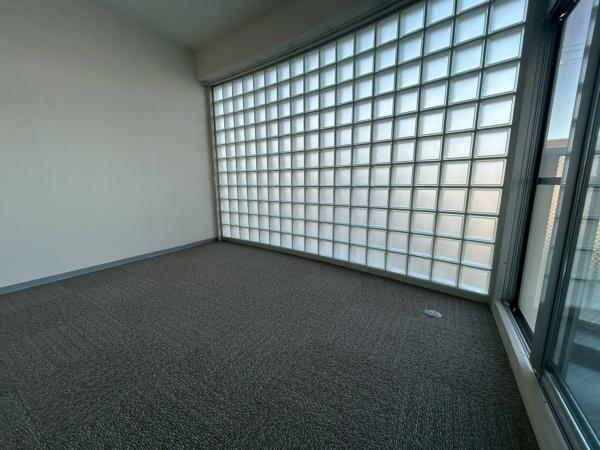 カルム長岡京　204号
