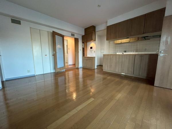 カルム長岡京　204号