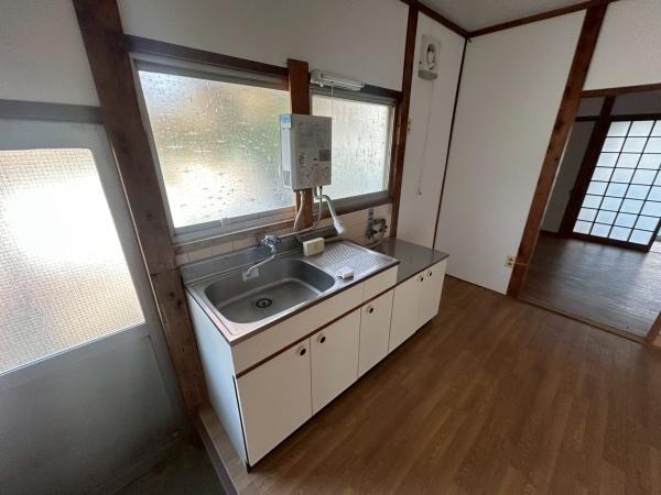 貸家　一文橋二丁目3-11北側