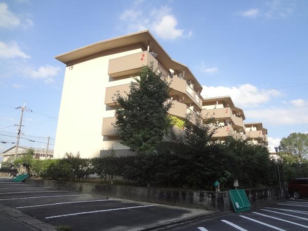 南円明寺ヶ丘団地19棟406号