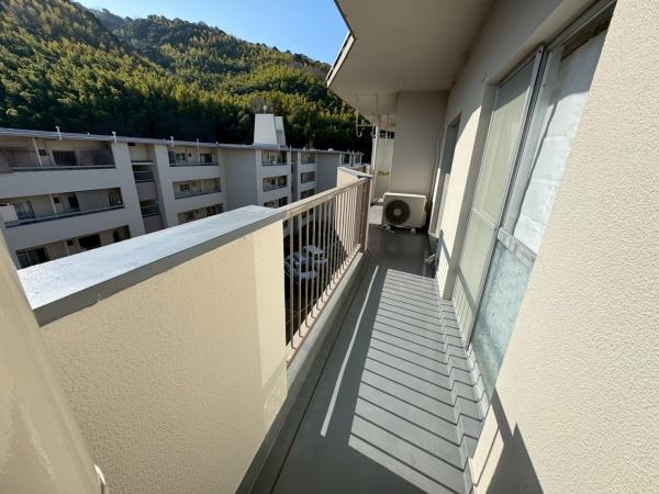 南円明寺ヶ丘団地12棟　406号