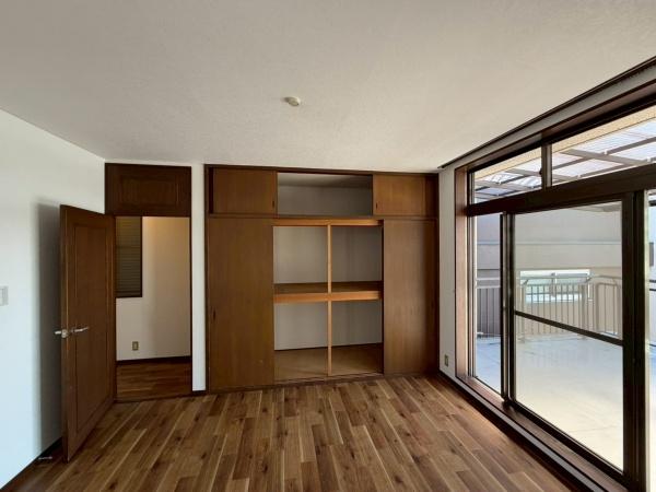貸家　上鳥羽岩ノ本町327