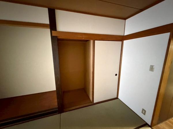 貸家　上鳥羽岩ノ本町327