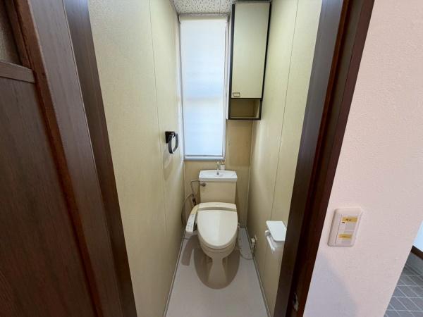 貸家　上鳥羽岩ノ本町327