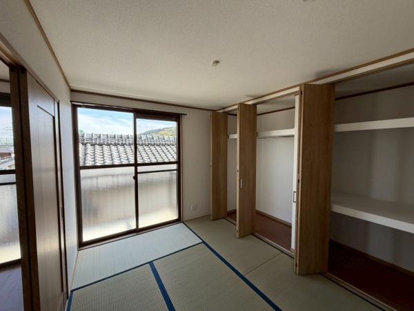 ファミーユ西条