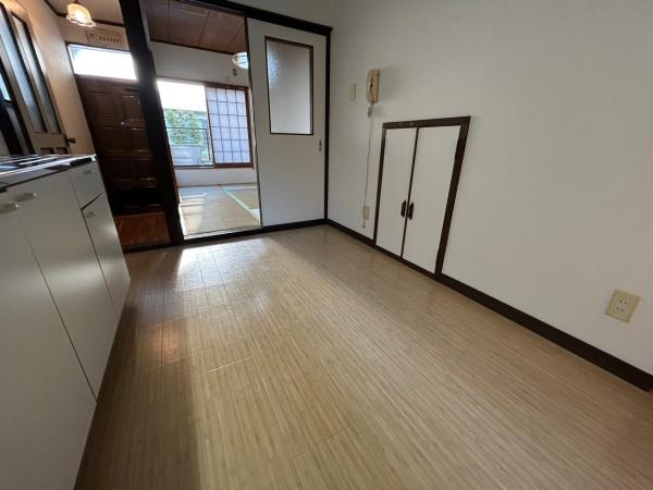 テラスハウス　太鼓山22-25