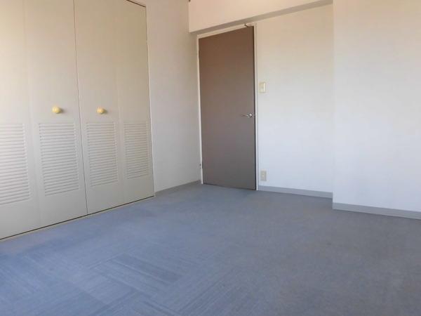 カーサ西向日(玄関)