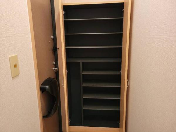 アドラブール岩井