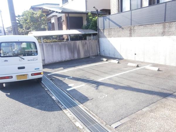 パストラル西向日