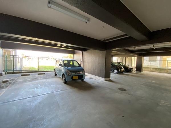 フラッツ東向日