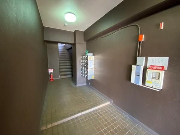 フラッツ東向日