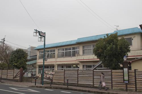 三宅マンション(一里塚幼稚園)