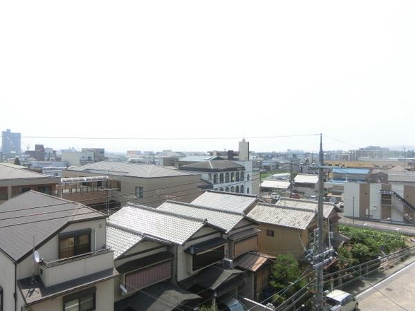 ファースト