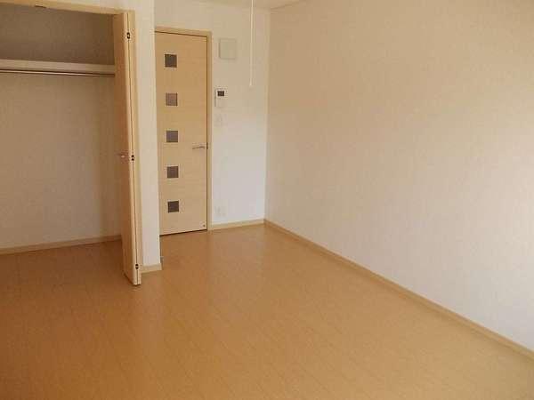 カーサ・プラシードU(洋室)