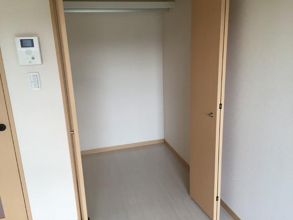 ルネットアダチ　２番館