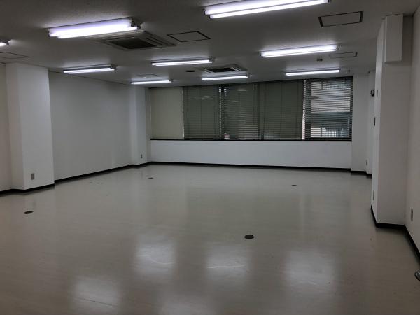 ワイイーケイビル