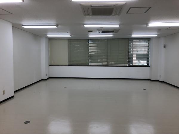 ワイイーケイビル