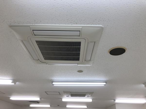 ワイイーケイビル