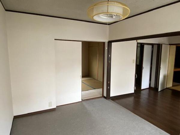 円明寺ヶ丘団地L棟201