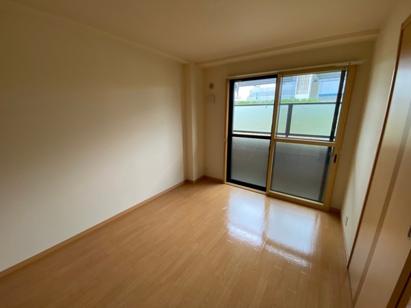 サンライト川向井