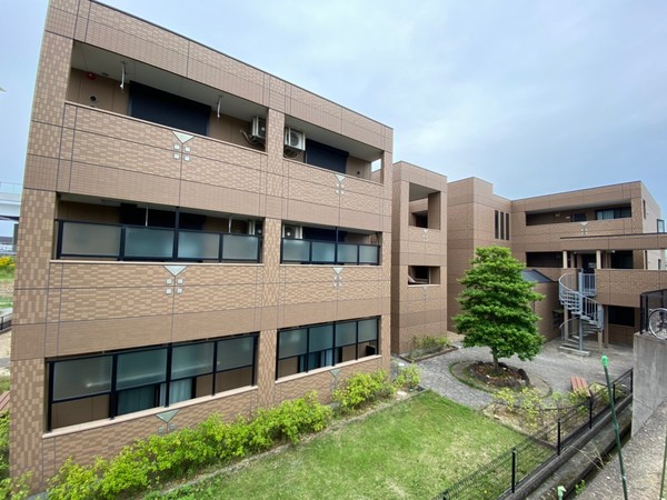 サンライト川向井