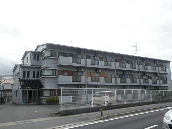 フォーレストグリーン
