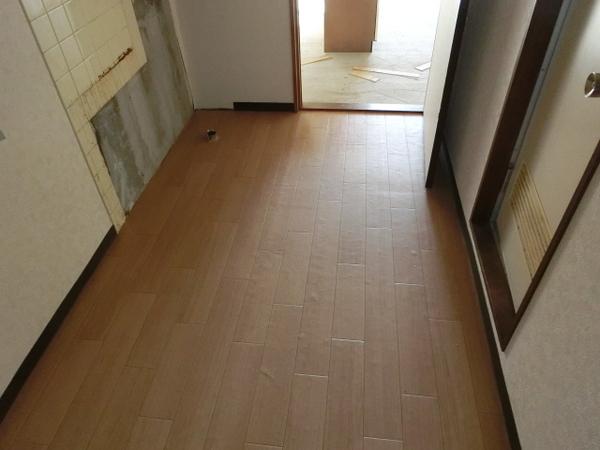 長岡ロイヤルパレス