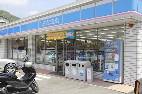 グランデュールミドリ(ローソン大山崎鏡田店)