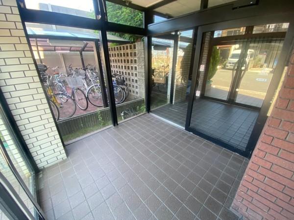 ラ・セーヌFマンション(エントランス)