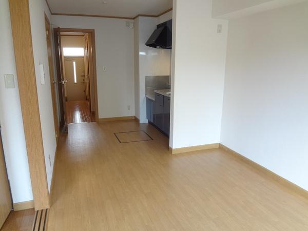 ソレイユ西向日A棟(リビング)