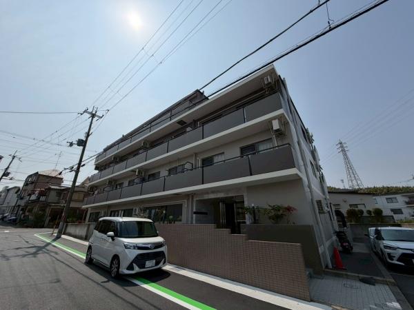 グリーンヒルトミタ