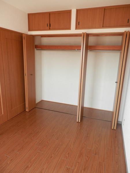 アクシスＴ