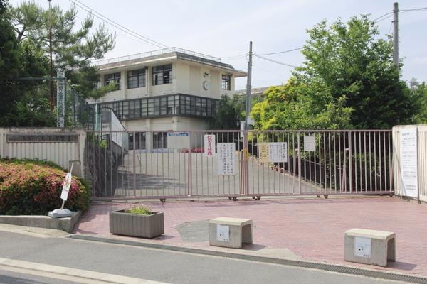 岡崎グランドハイツ(向日市立第6向陽小学校)