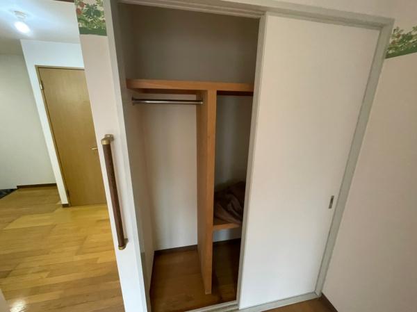 サンパレス山崎